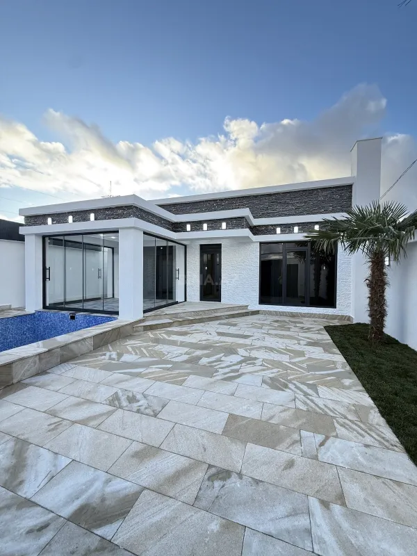 Satılır 4 otaqlı həyət evi 150 m²