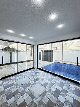 Satılır 4 otaqlı həyət evi 150 m²