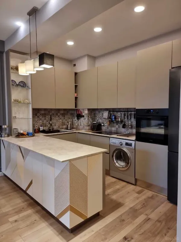 Kirayə verilir 3 otaqlı mənzil 95 m²