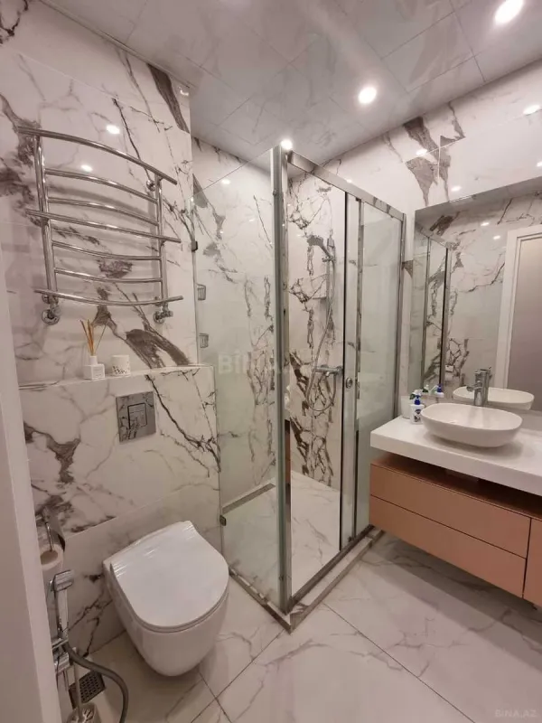 Kirayə verilir 3 otaqlı mənzil 95 m²