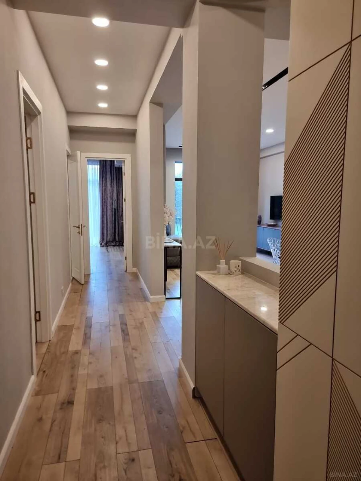 Kirayə verilir 3 otaqlı mənzil 95 m²