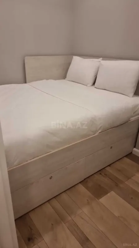 Kirayə verilir 3 otaqlı mənzil 95 m²