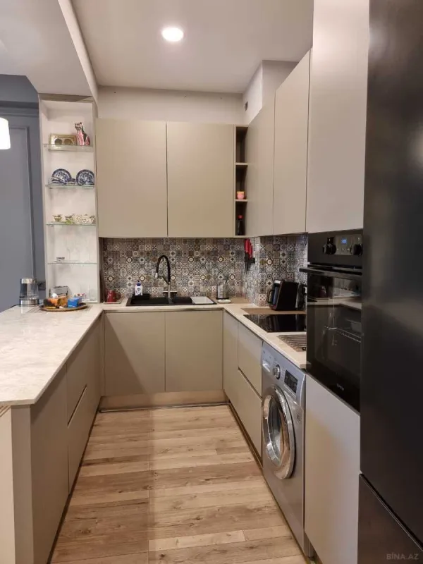 Kirayə verilir 3 otaqlı mənzil 95 m²