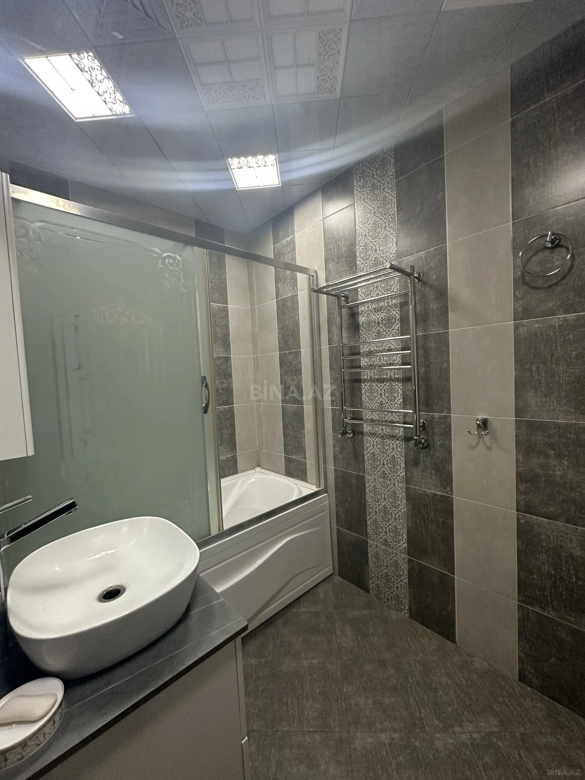 Satılır 2 otaqlı mənzil 89 m²