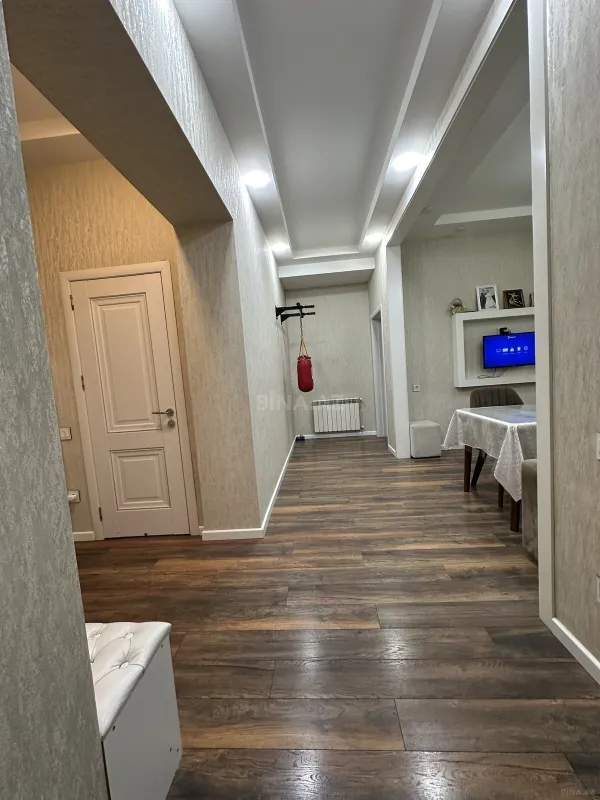 Satılır 2 otaqlı mənzil 89 m²