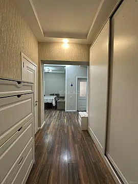 Satılır 2 otaqlı mənzil 89 m²