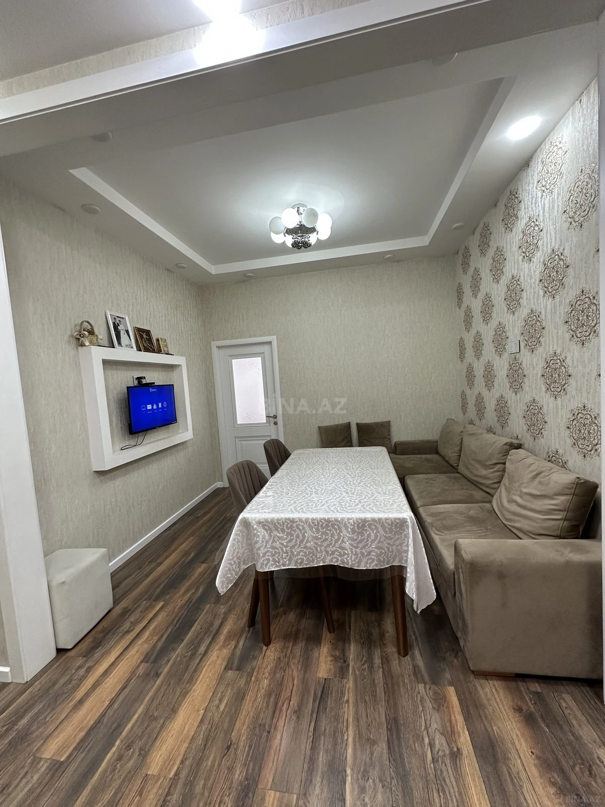 Satılır 2 otaqlı mənzil 89 m²