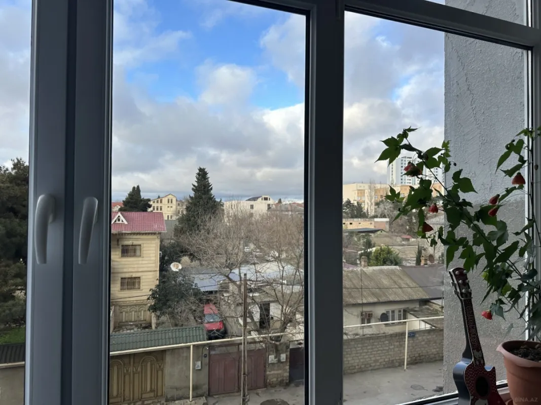 Satılır 2 otaqlı mənzil 89 m²