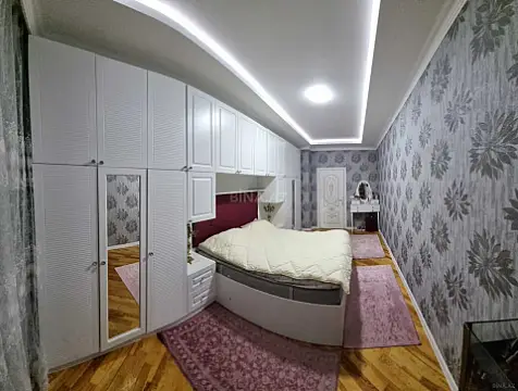 Satılır 3 otaqlı mənzil 110 m² — Bakı, Həzi Aslanov qəs. 3 otaq 110.00 m²