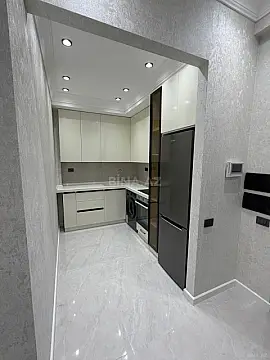 Kirayə verilir 2 otaqlı mənzil 70 m²