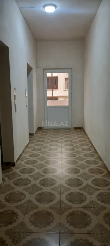 Satılır 3 otaqlı mənzil 148 m²