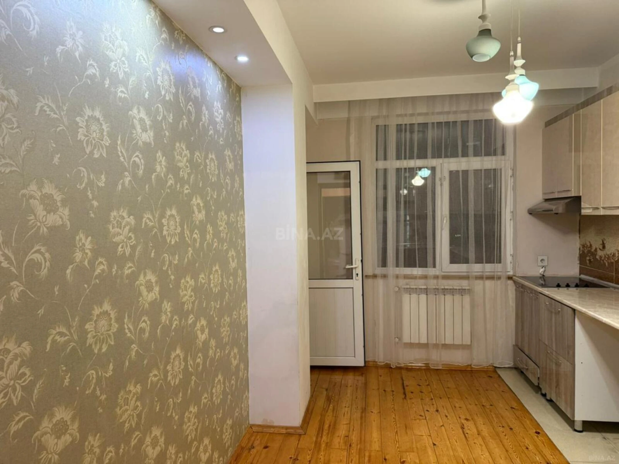 Kirayə verilir 3 otaqlı mənzil 90 m²