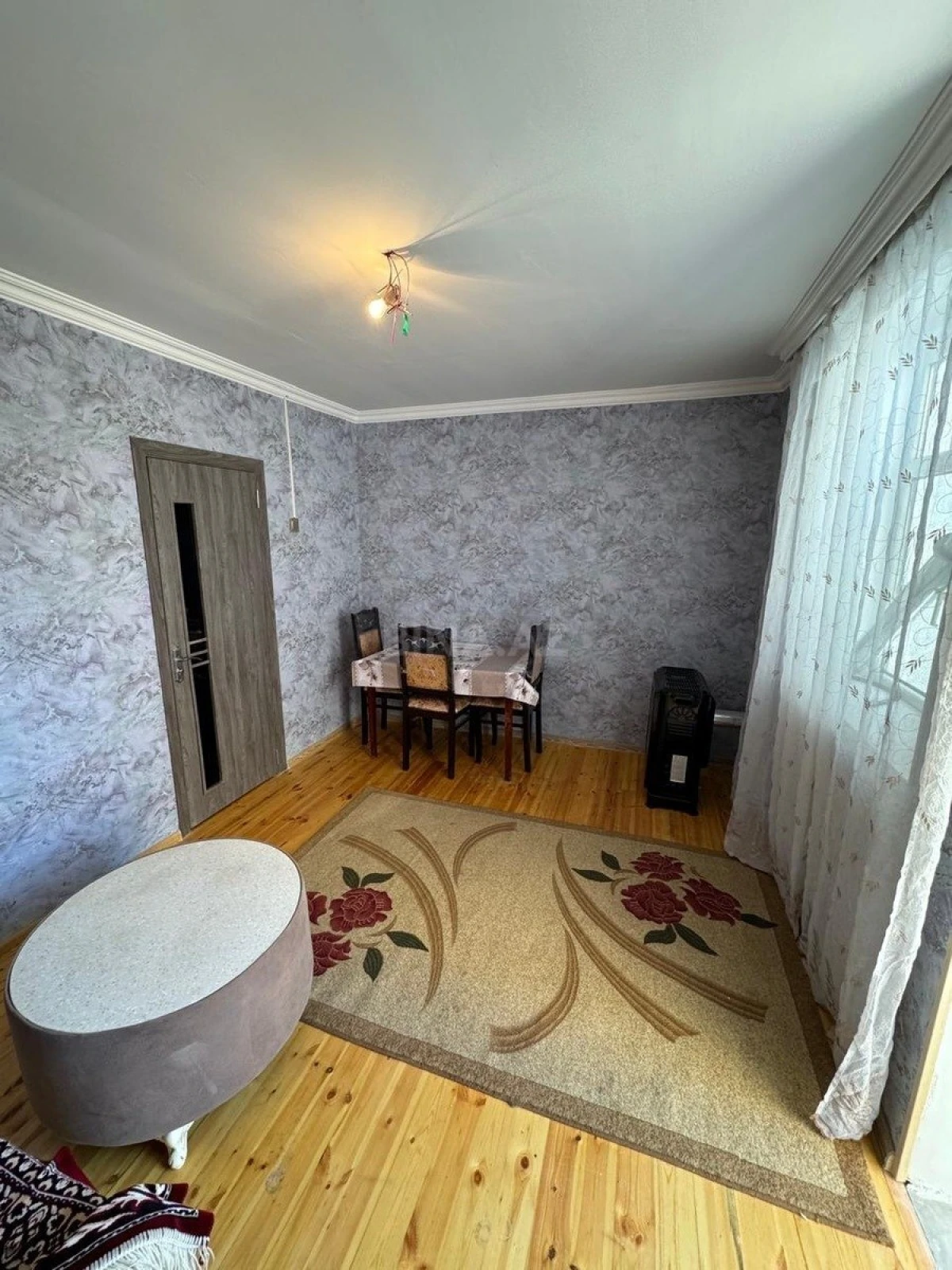 Kirayə verilir 2 otaqlı həyət evi 60 m²