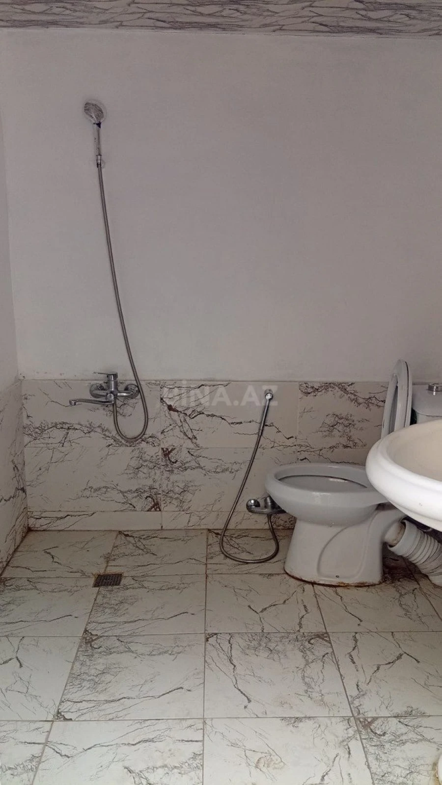 Kirayə verilir 2 otaqlı həyət evi 60 m²