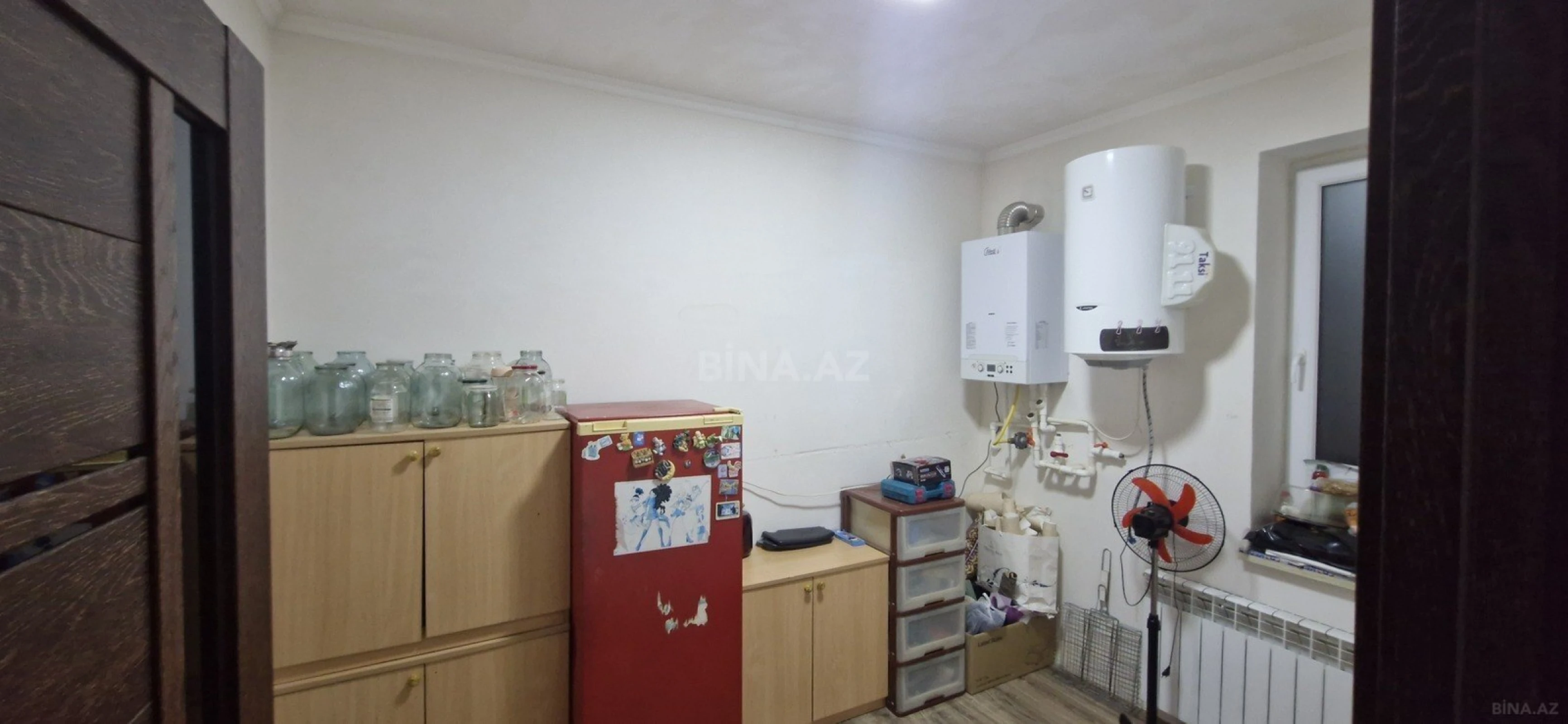 Satılır 7 otaqlı həyət evi 300 m²