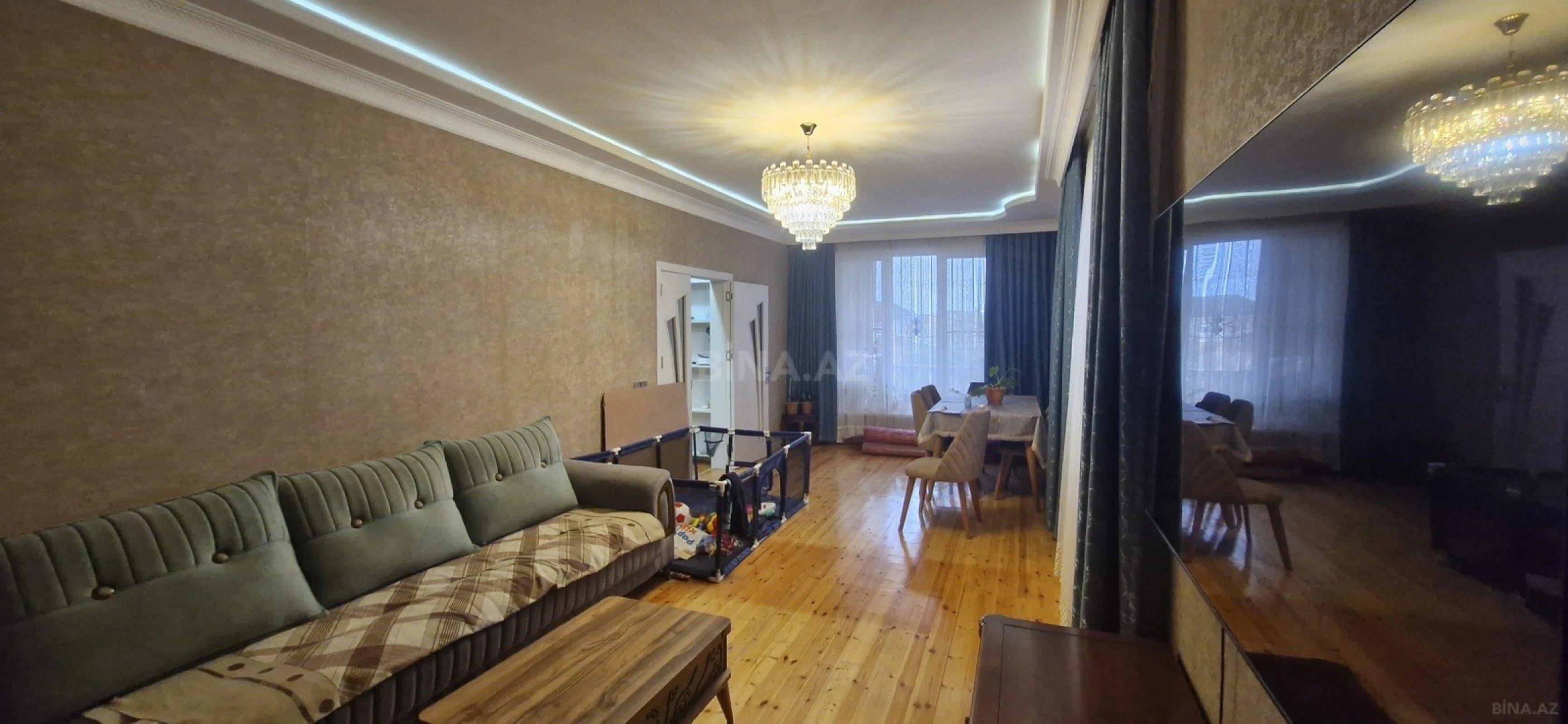 Satılır 7 otaqlı həyət evi 300 m²