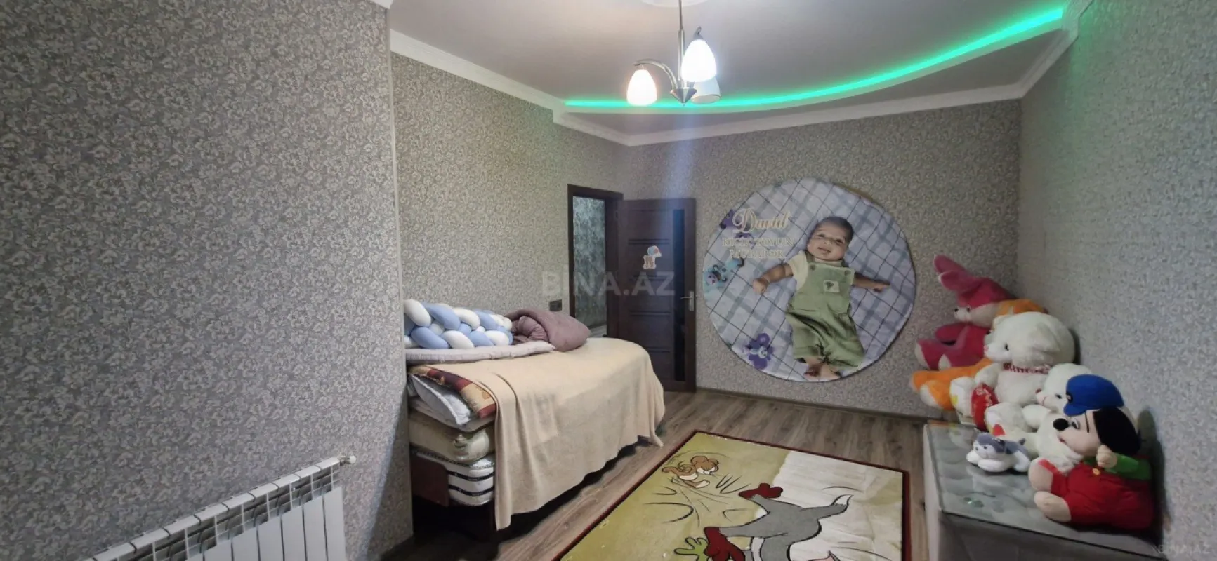 Satılır 7 otaqlı həyət evi 300 m²