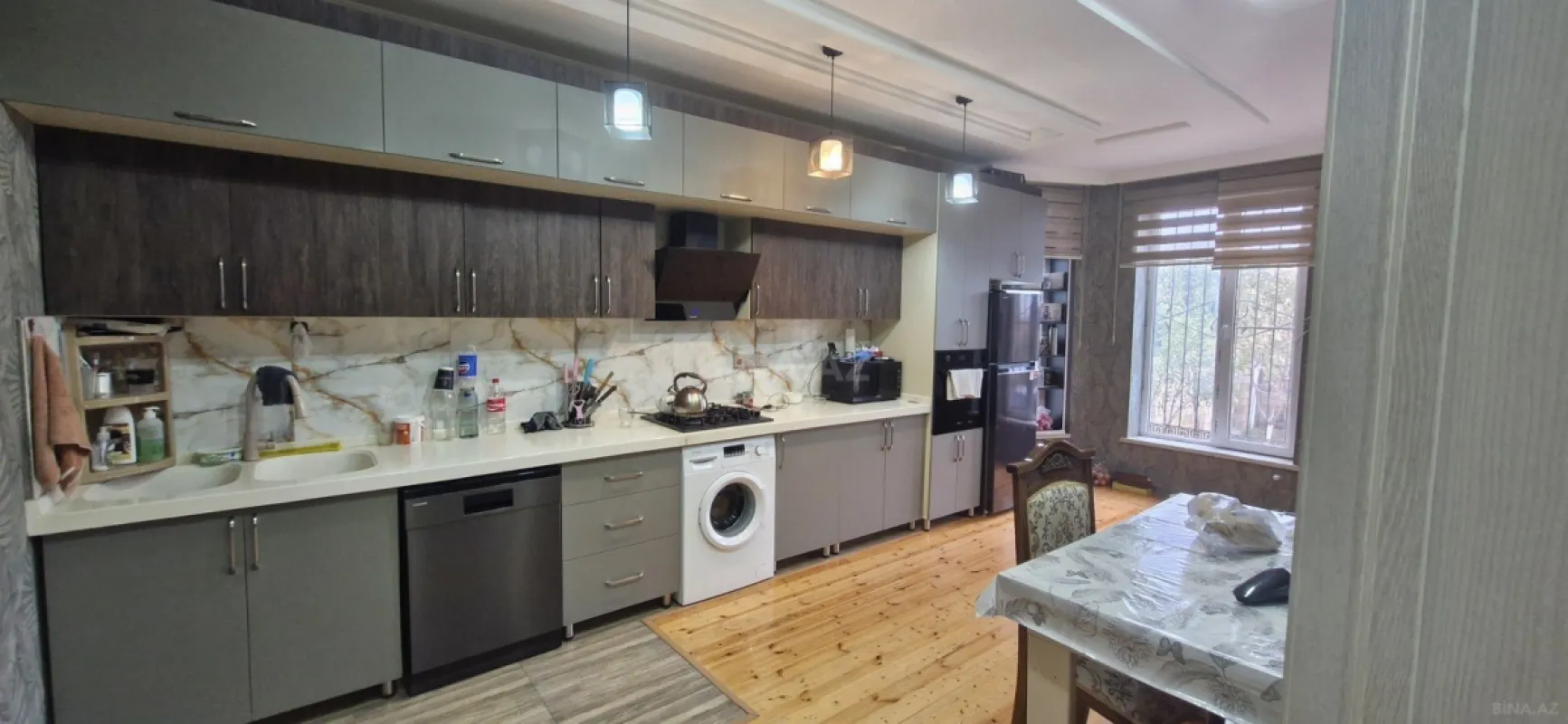 Satılır 7 otaqlı həyət evi 300 m²