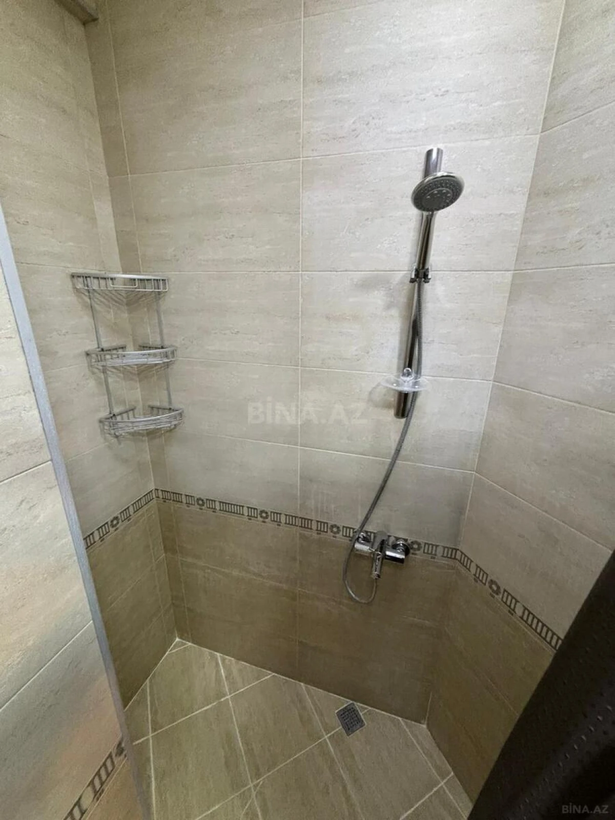 Kirayə verilir 3 otaqlı mənzil 100 m²