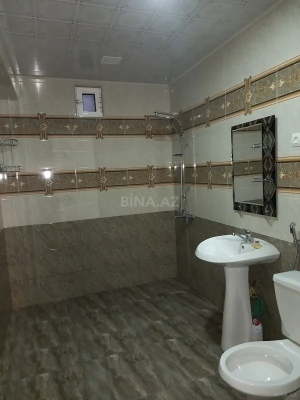 Kirayə verilir 2 otaqlı mənzil 65 m²