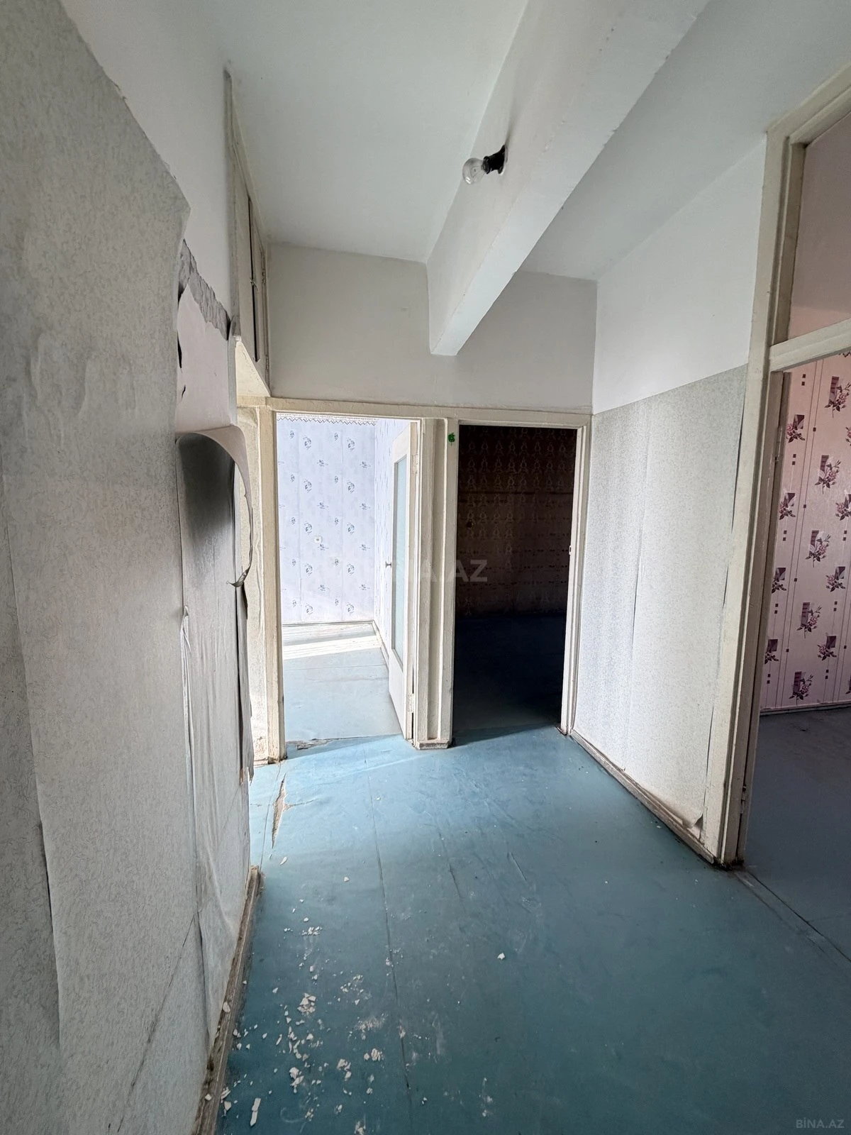 Satılır 4 otaqlı mənzil 72 m²