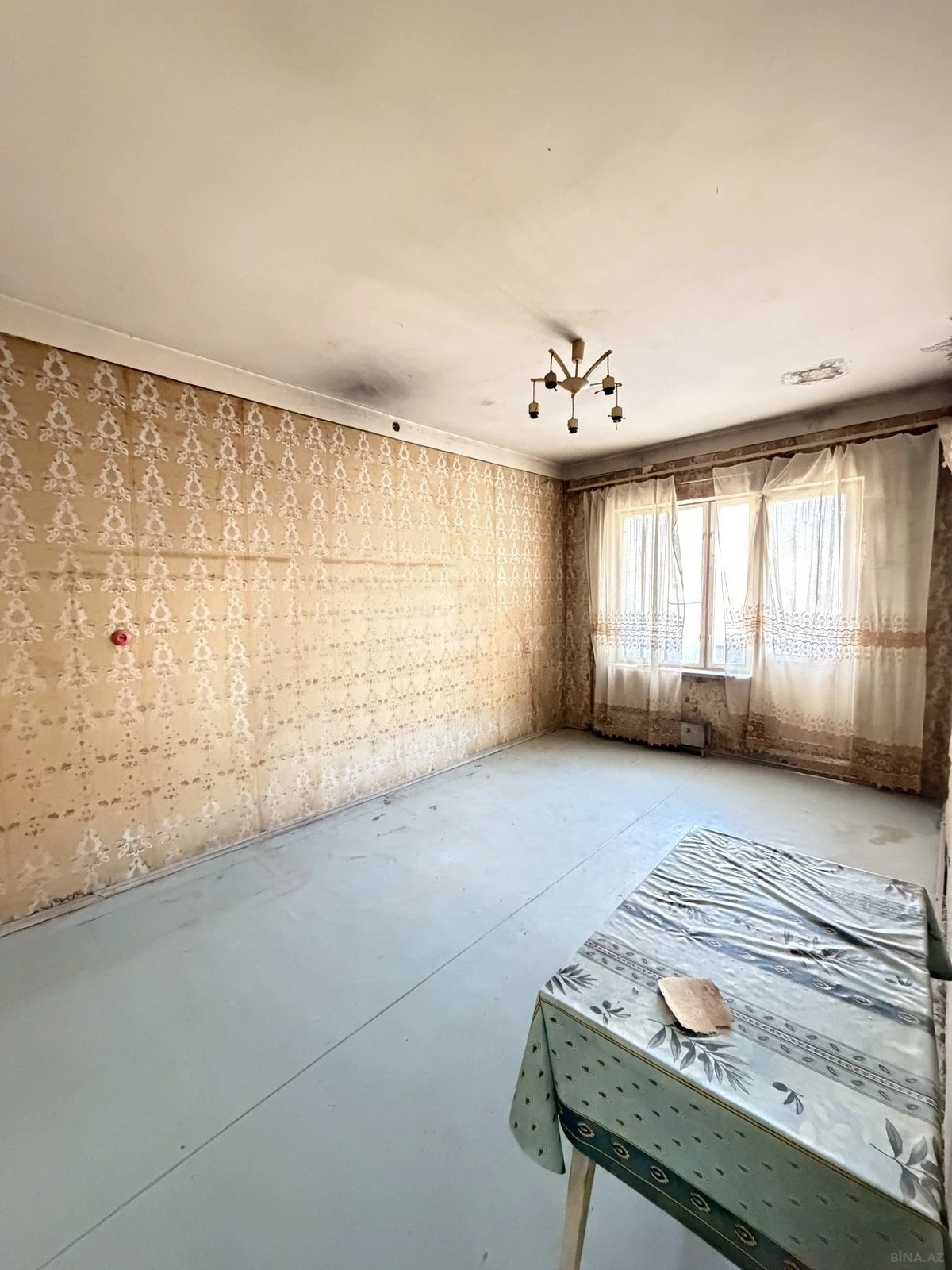 Satılır 4 otaqlı mənzil 72 m²
