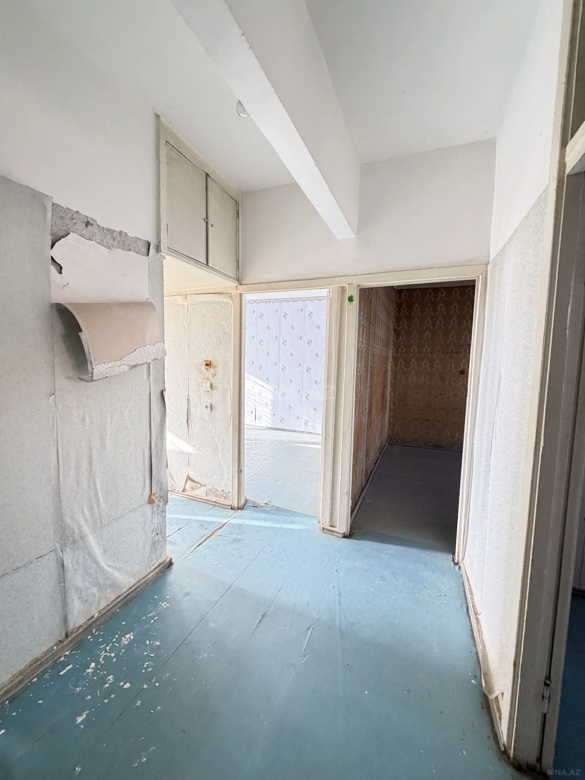 Satılır 4 otaqlı mənzil 72 m²