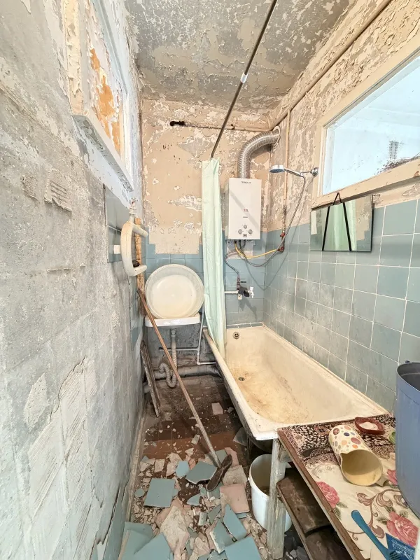 Satılır 4 otaqlı mənzil 72 m²