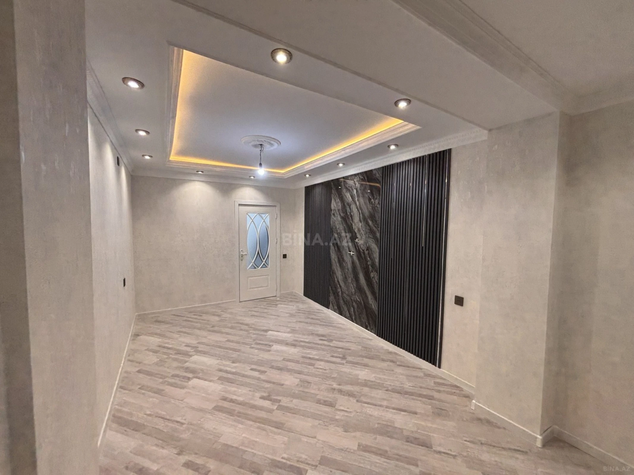 Satılır 2 otaqlı mənzil 59 m²