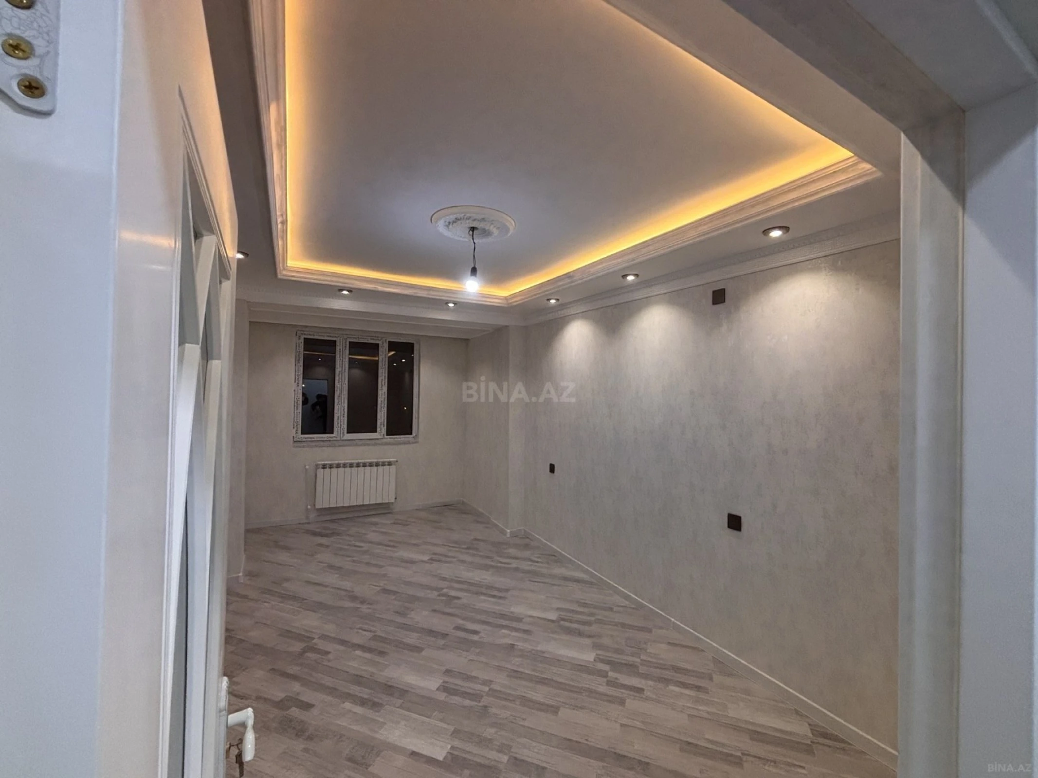 Satılır 2 otaqlı mənzil 59 m²