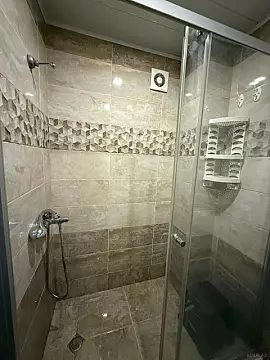 Kirayə verilir 2 otaqlı mənzil 66 m²