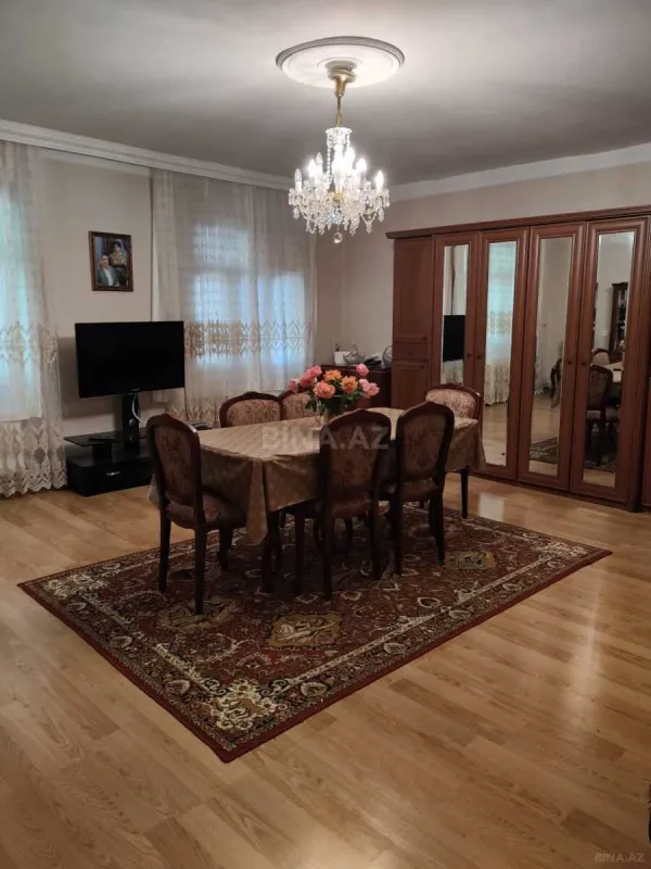 Satılır 4 otaqlı həyət evi 100 m²