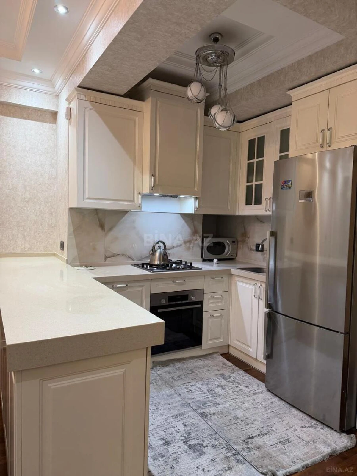 Kirayə verilir 3 otaqlı mənzil 100 m²