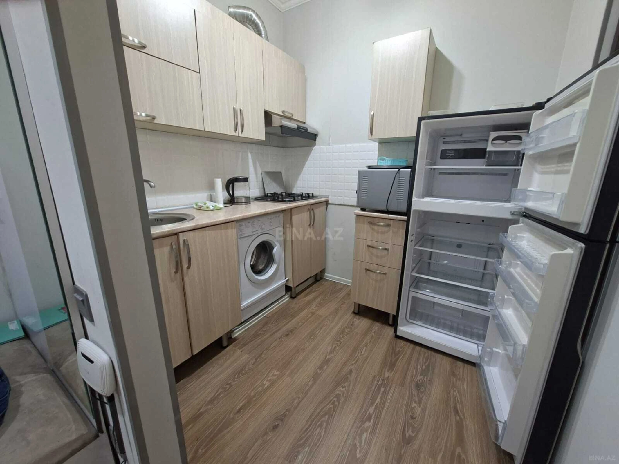 Kirayə verilir 2 otaqlı mənzil 70 m²