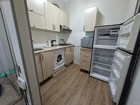 Kirayə verilir 2 otaqlı mənzil 70 m²