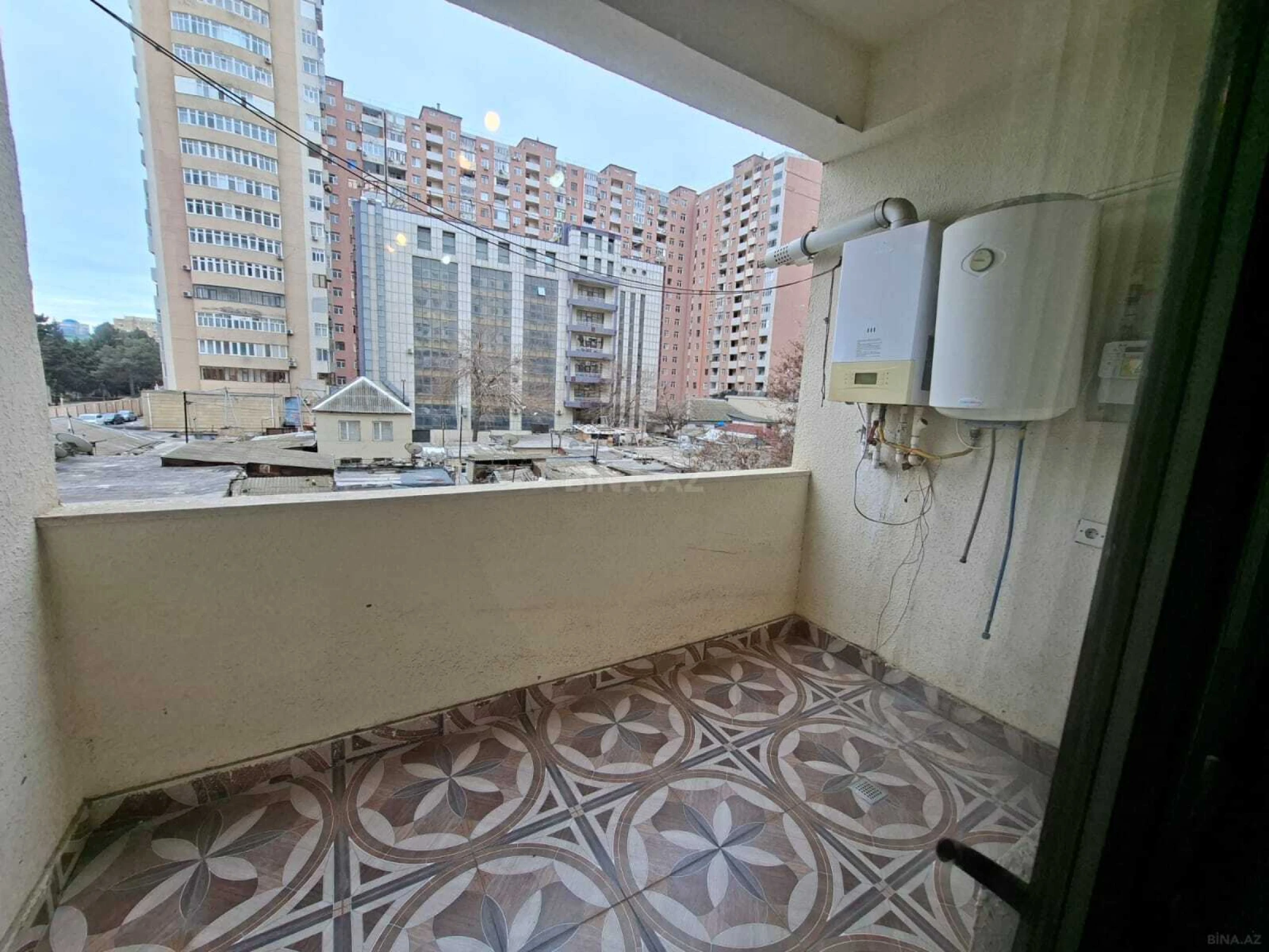 Kirayə verilir 2 otaqlı mənzil 70 m²