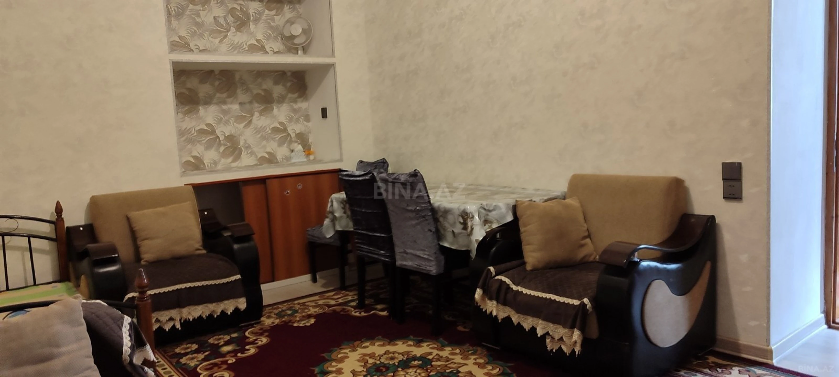 Kirayə verilir 2 otaqlı mənzil 60 m²