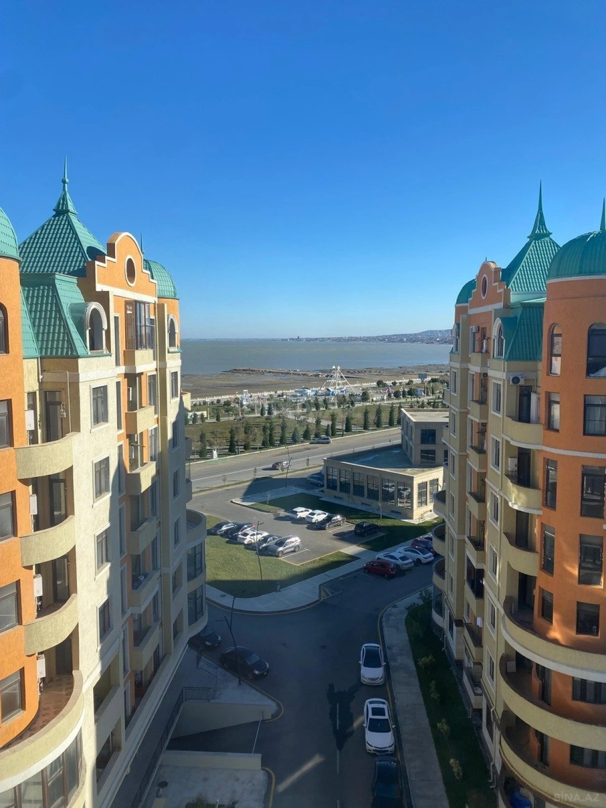 Satılır 3 otaqlı mənzil 120 m²