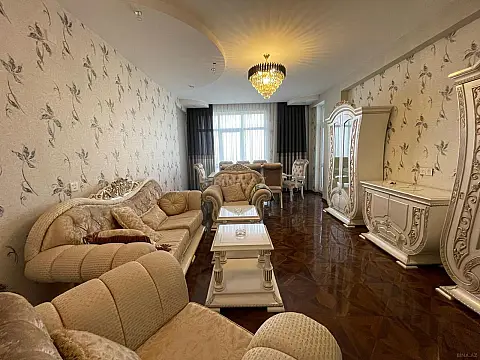 Satılır 3 otaqlı mənzil 130 m² — Bakı, Nərimanov 3 otaq 130.00 m²