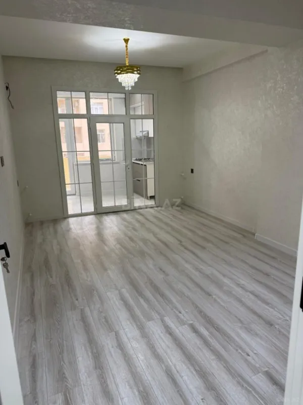 Satılır 2 otaqlı mənzil 65 m²