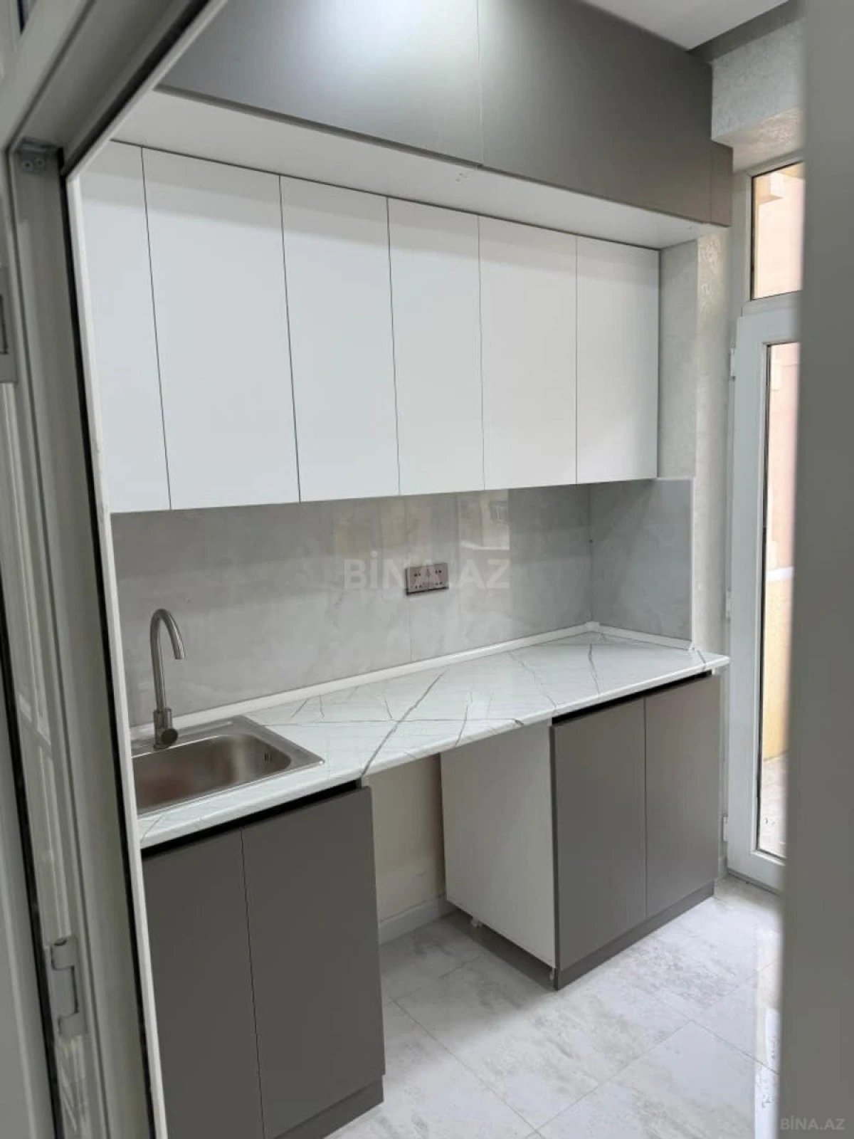 Satılır 2 otaqlı mənzil 65 m²