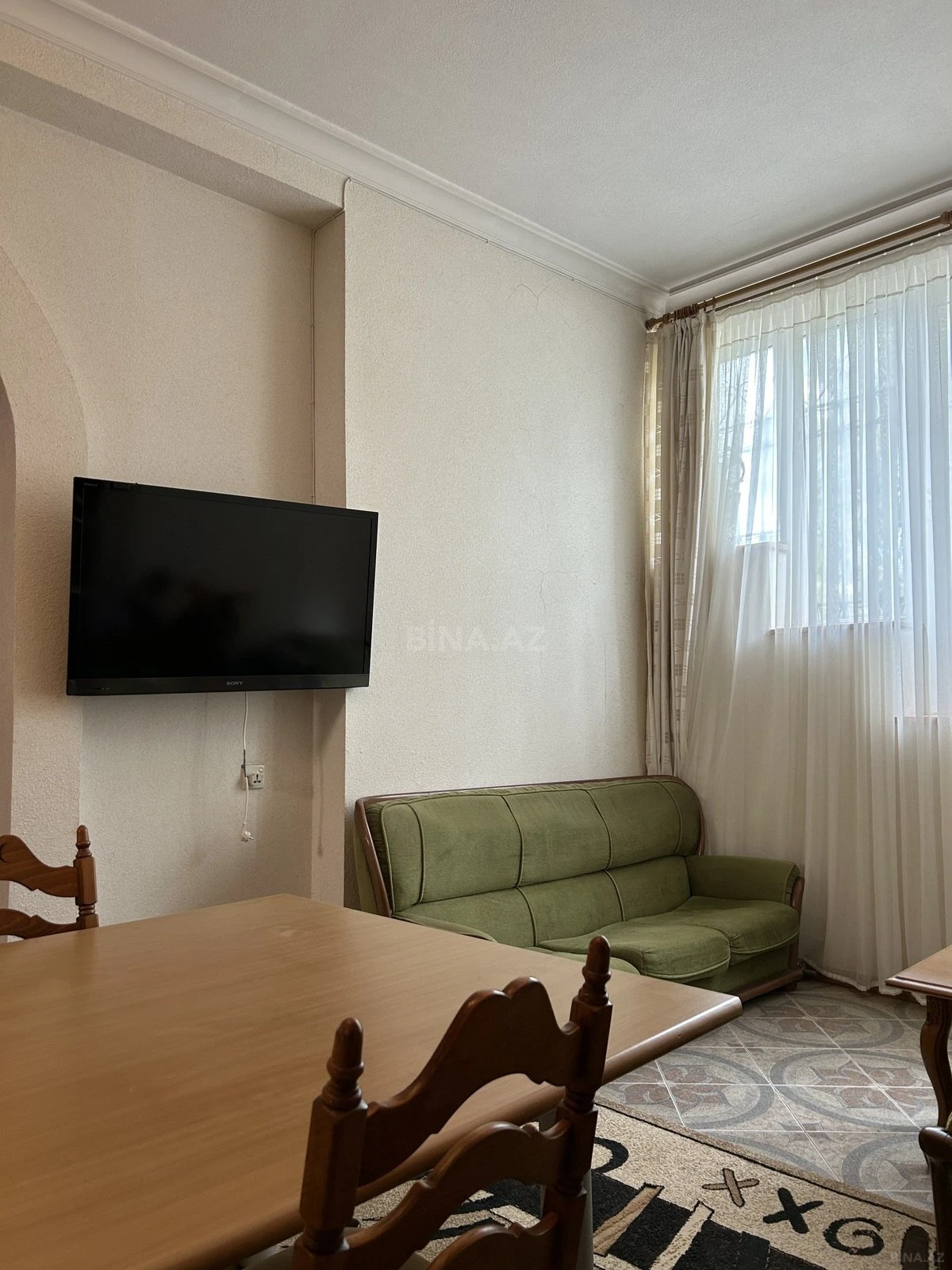 Satılır 8 otaqlı həyət evi 619 m²