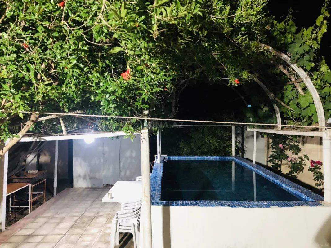 Kirayə verilir 5 otaqlı həyət evi 100 m²