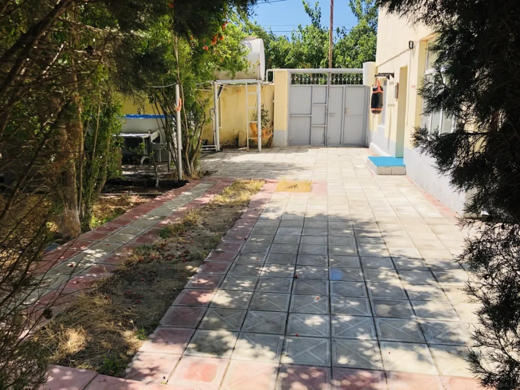 Kirayə verilir 5 otaqlı həyət evi 100 m²
