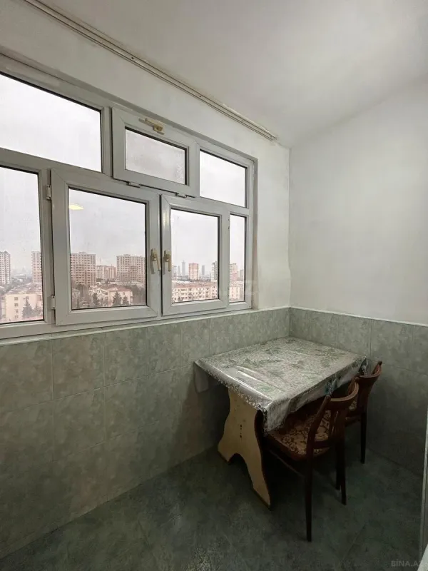 Kirayə verilir 2 otaqlı mənzil 70 m²