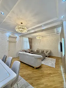 Satılır 4 otaqlı mənzil 150 m²