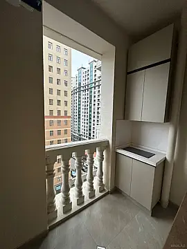 Kirayə verilir 2 otaqlı mənzil 86 m²