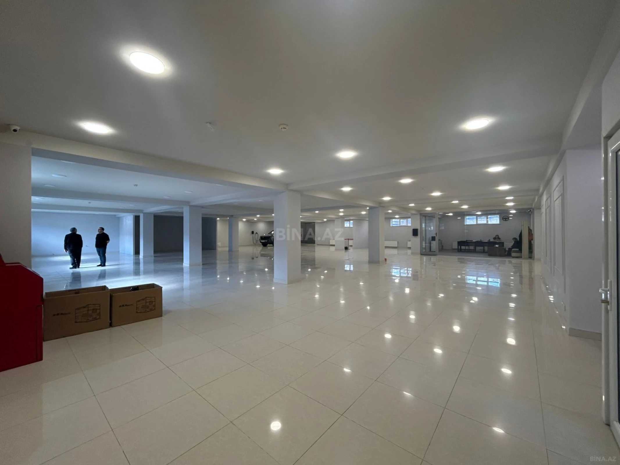 Kirayə verilir obyekt 720 m²