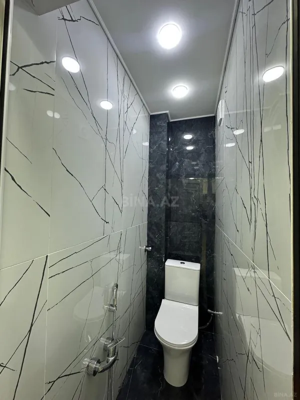 Satılır 5 otaqlı mənzil 60 m²