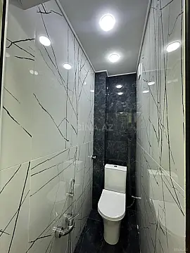 Satılır 5 otaqlı mənzil 60 m²
